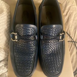 AUTH GENTLY USED MEN FERRAGAMO PARIGI BLUE LEATHER GANCINI BIT DRIVER/LOAFER